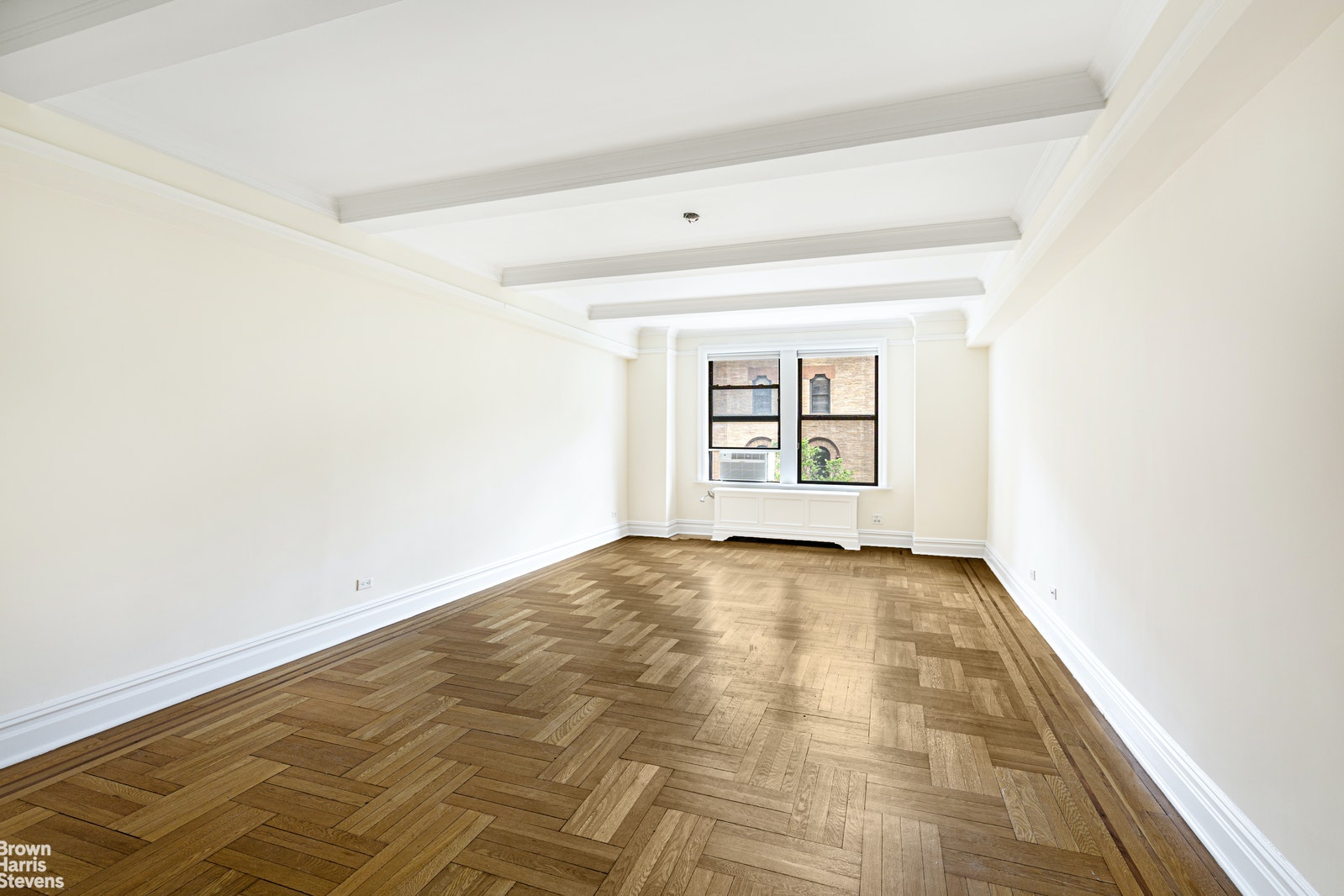 Photo 1 of 98 Riverside Drive 5F, Upper West Side, NYC, $7,500, Web #: 20946816