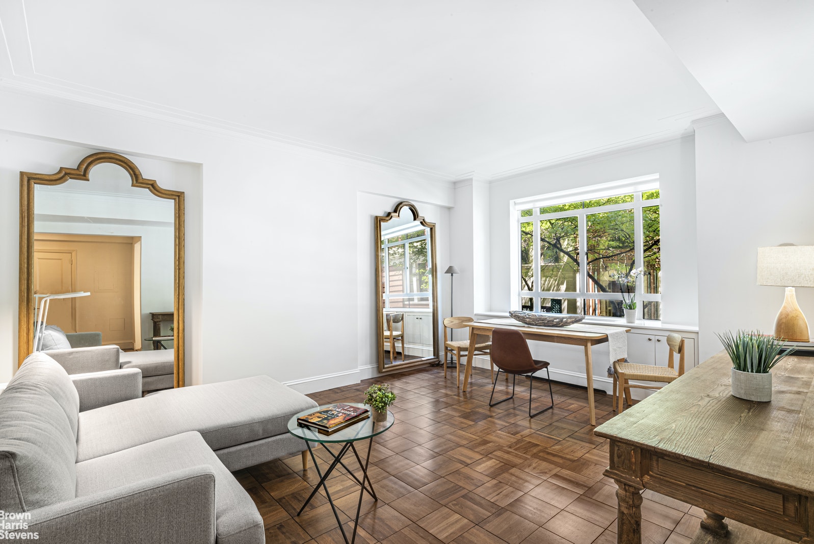 Photo 1 of 25 Central Park West, Upper West Side, NYC, $1,595,000, Web #: 21030723