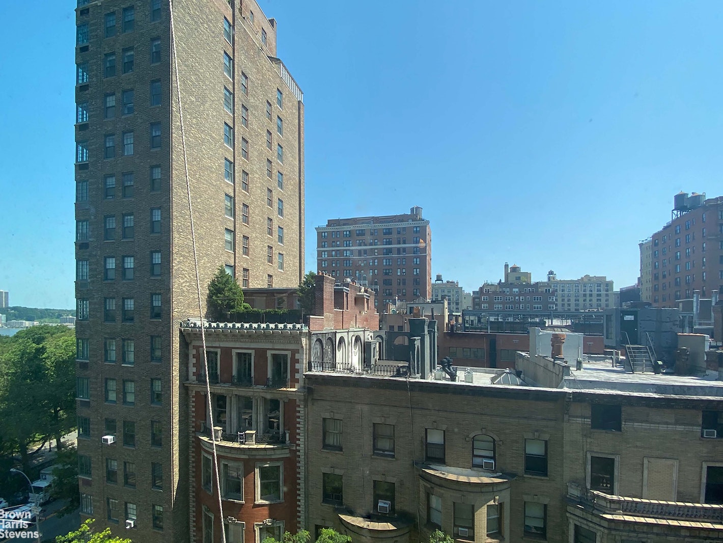 Photo 10 of 11 Riverside Drive 7Cw, Upper West Side, NYC, $925,000, Web ...