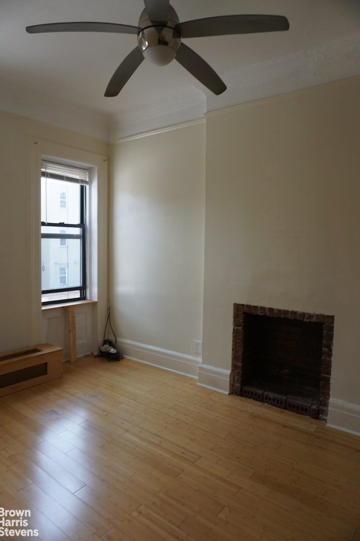 Photo 1 of 1146 Dean St 2, Crown Heights, Brooklyn, NY, $1,650, Web #: 21184450