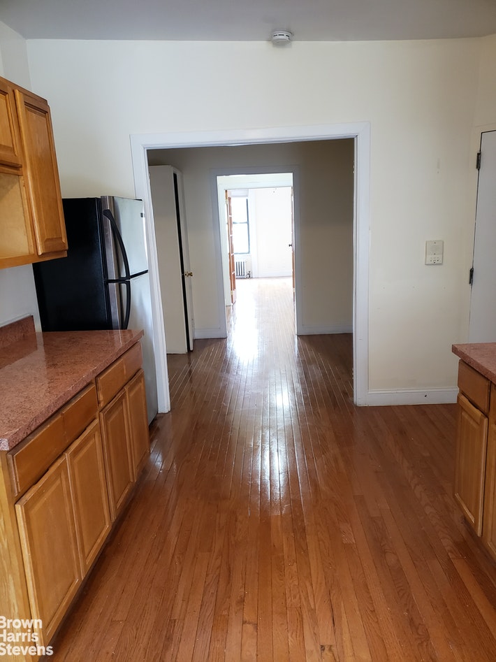 Photo 1 of 1585 Second Avenue 3B, East Village, NYC, $2,300, Web #: 21229856