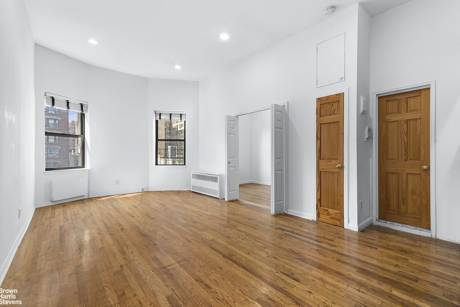 Photo 1 of 330 West 85th Street 6D, Upper West Side, NYC, $3,075, Web #: 21230211