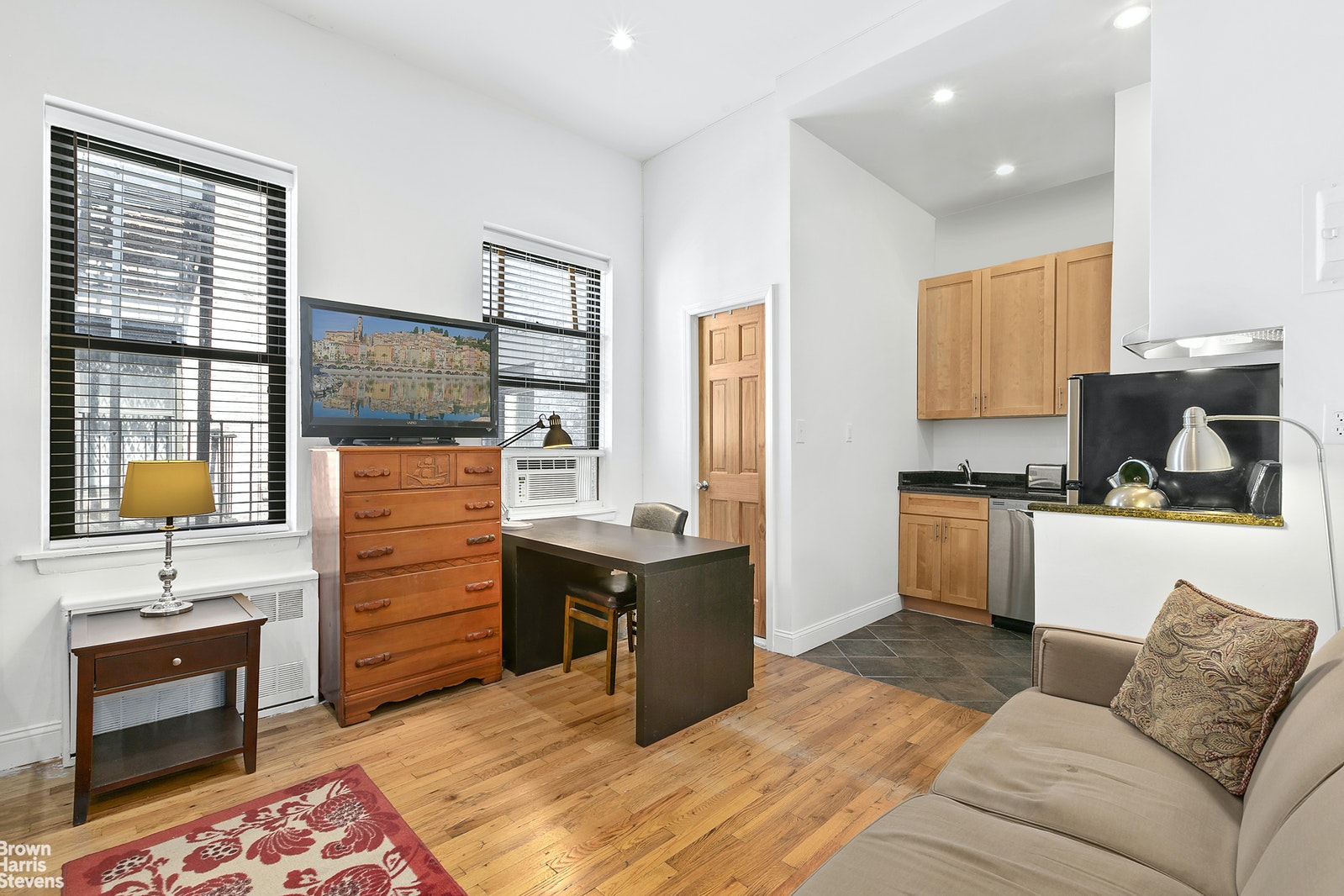 Photo 1 of 330 West 85th Street 6B, Upper West Side, NYC, $2,251, Web #: 21277002