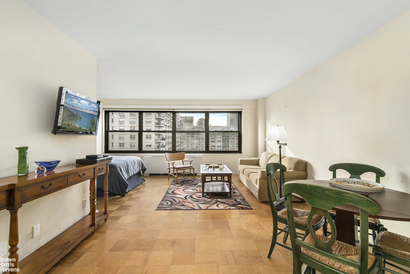 Photo 1 of 160 West End Avenue 24M, Upper West Side, NYC, $480,000, Web #: 21295237