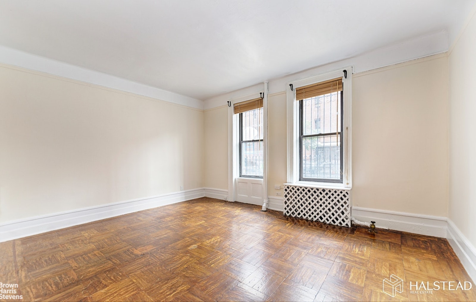 Photo 1 of 61 East 95th Street, Upper East Side, NYC, $3,500, Web #: 21307172