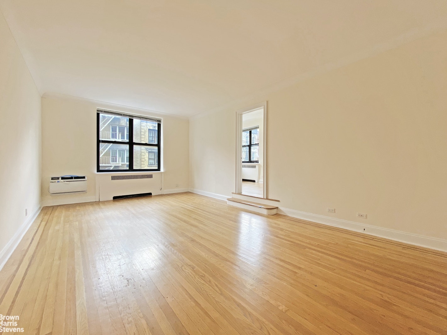 Photo 1 of 310 East 75th Street 4H, Upper East Side, NYC, $4,650, Web #: 21307369