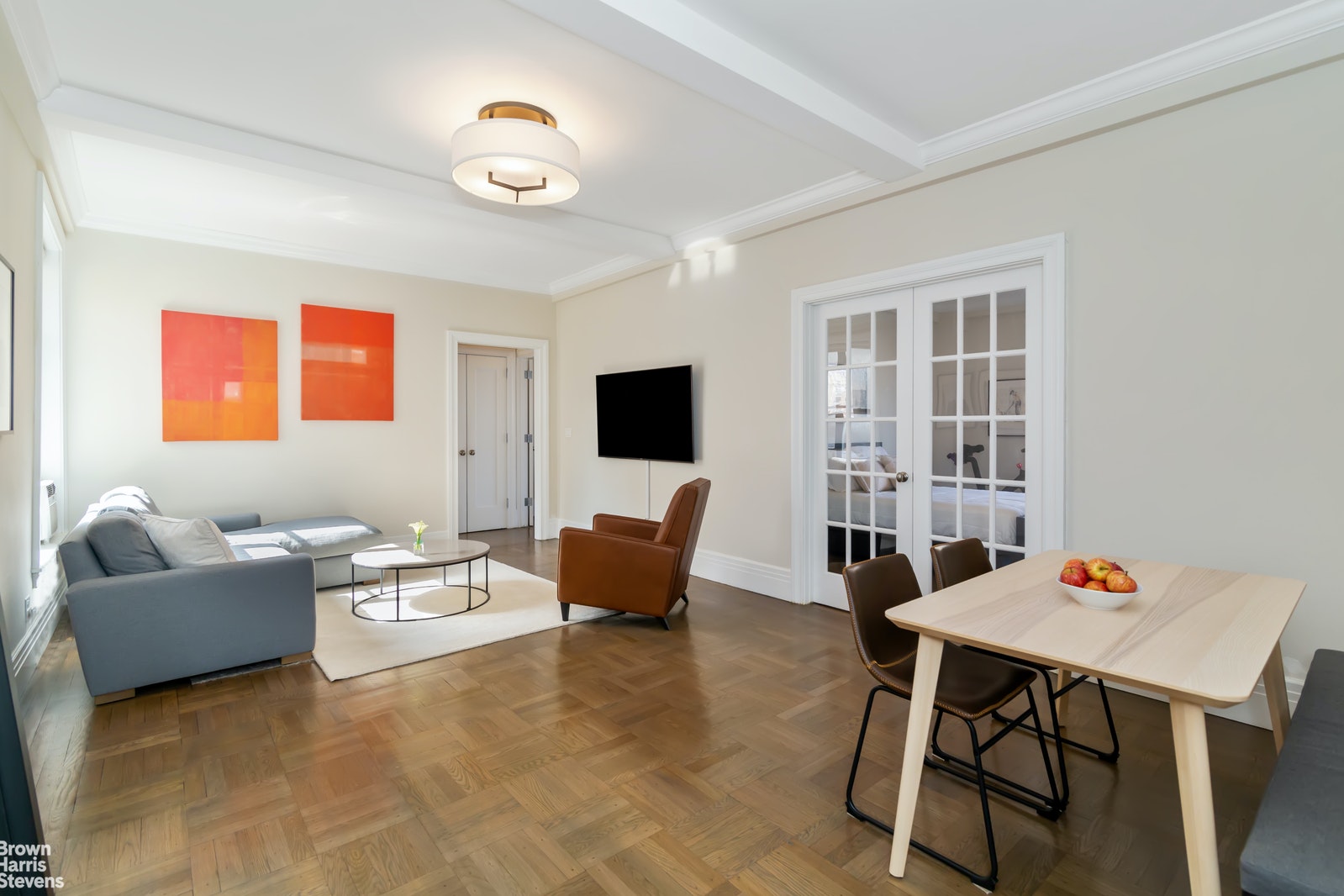 Photo 1 of 114 West 70th Street 8B, Upper West Side, NYC, $1,365,000, Web #: 21316914
