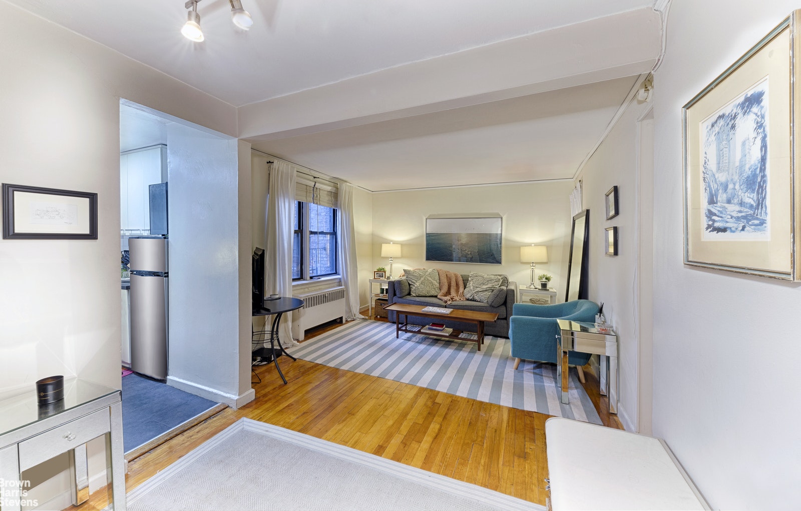 Photo 1 of 305 West 18th Street 2E, Chelsea, NYC, $622,000, Web #: 21334695