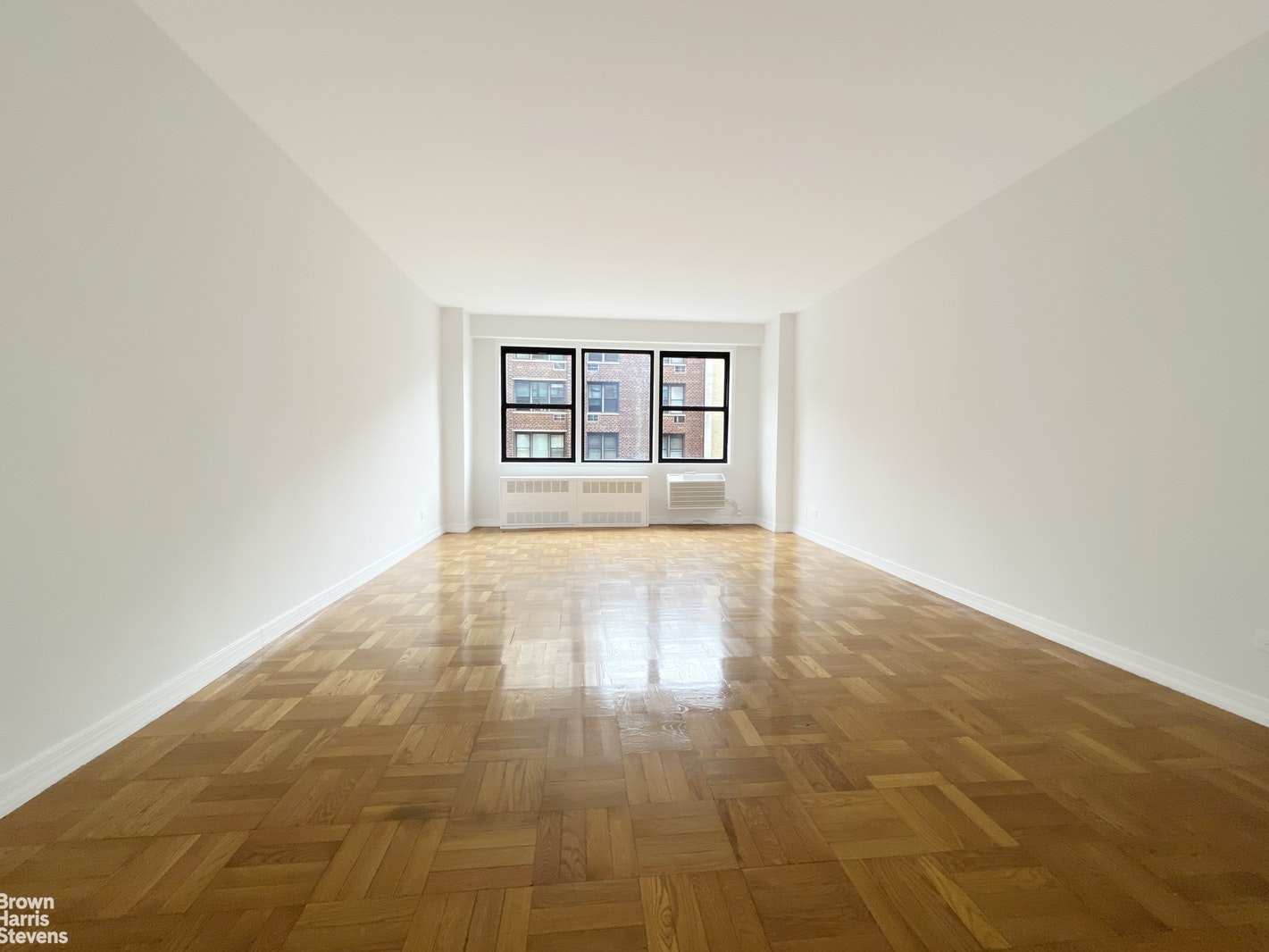 Photo 1 of 200 East 15th Street 5L, Gramercy Park, NYC, $2,950, Web #: 21339394
