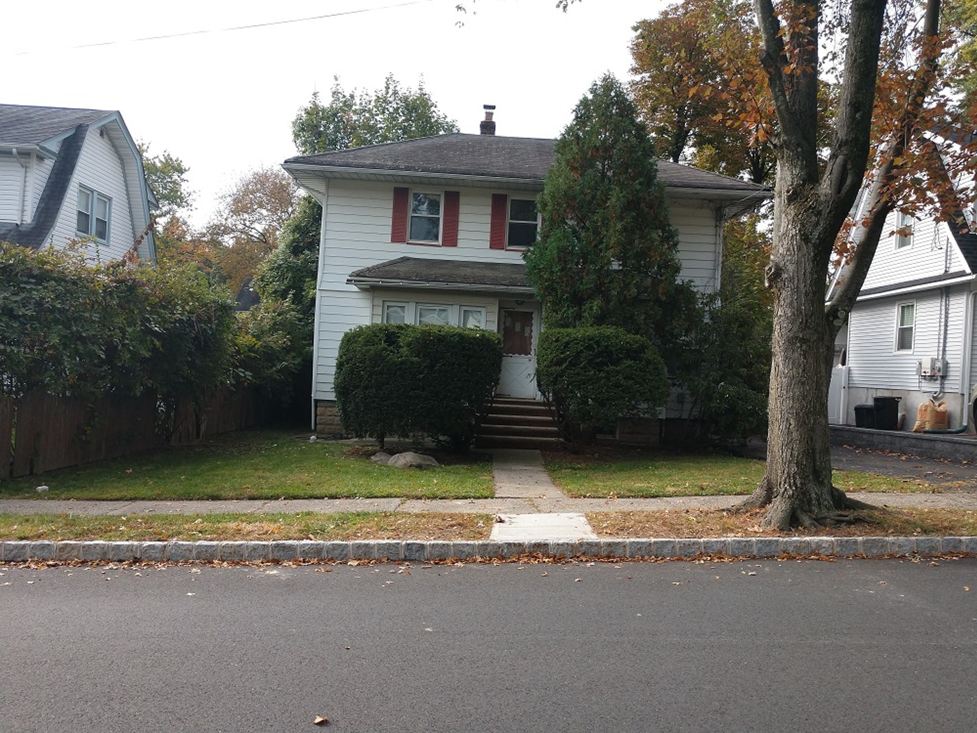 Photo 1 of 4 Hollywood Avenue, Montclair, New Jersey, $399,000, Web #: 21409003