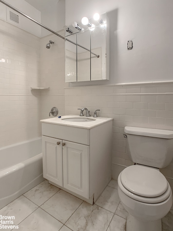 4 Park Avenue, #9E