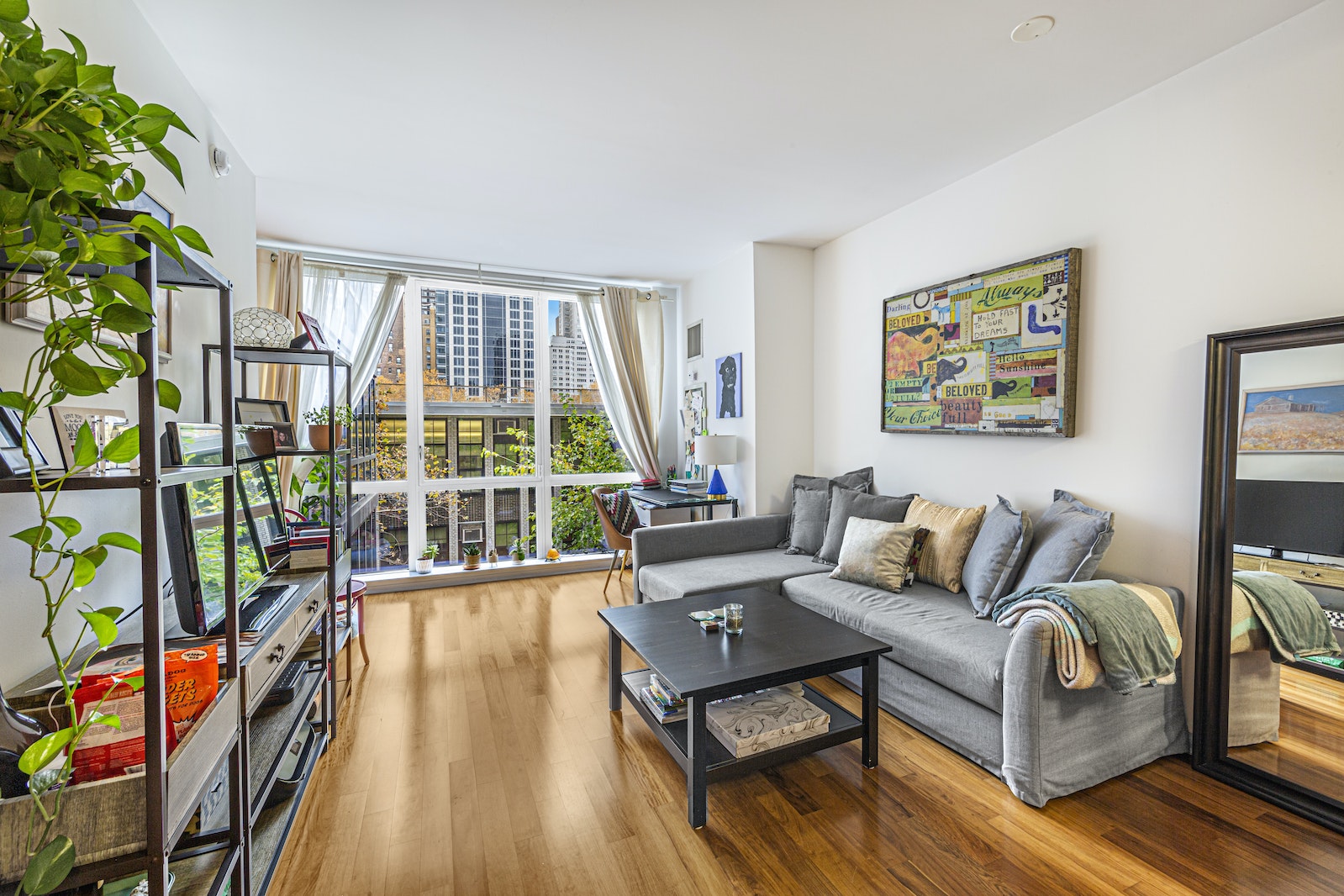 Photo 1 of 200 West End Avenue 5N, Upper West Side, NYC, $3,500, Web #: 21447829