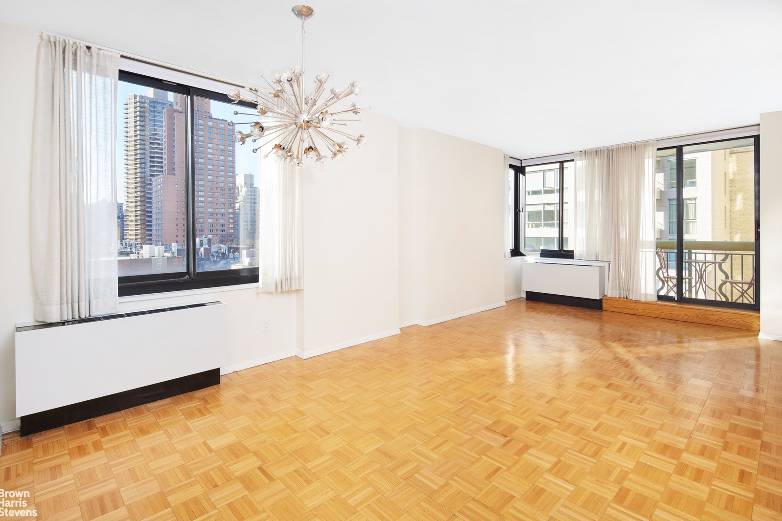 Photo 2 of 303 East 60th Street 8B, Upper East Side, NYC, $1,200,000 ...