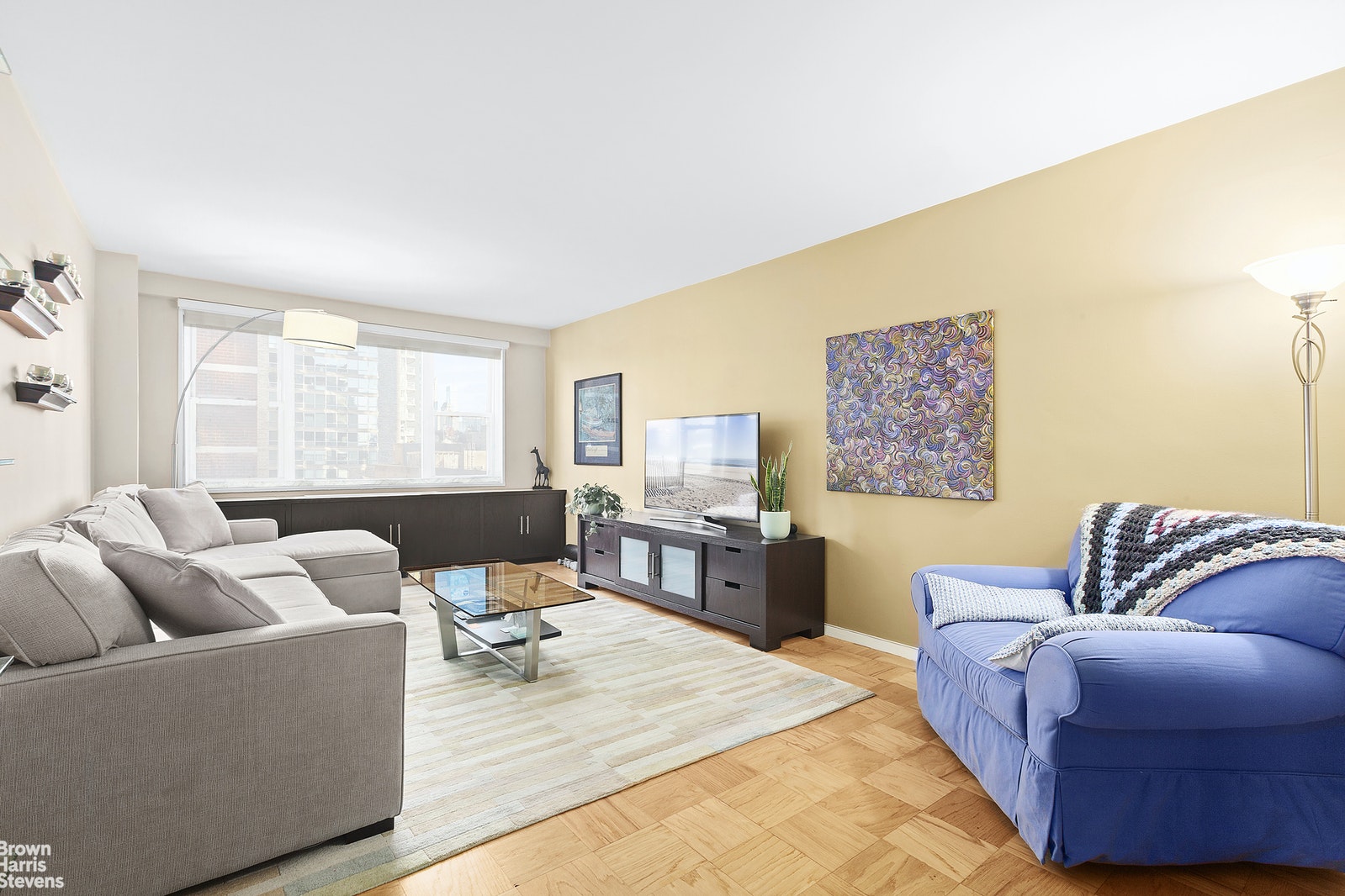 Photo 1 of 165 West 66th Street 14J, Upper West Side, NYC, $1,015,000, Web #: 21620939