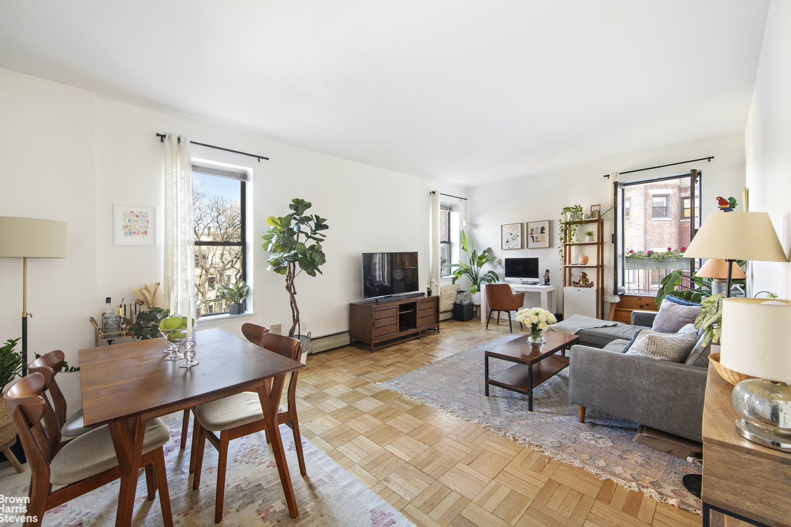 Photo 1 of 303 West 80th Street 4D, Upper West Side, NYC, $920,000, Web #: 21671818