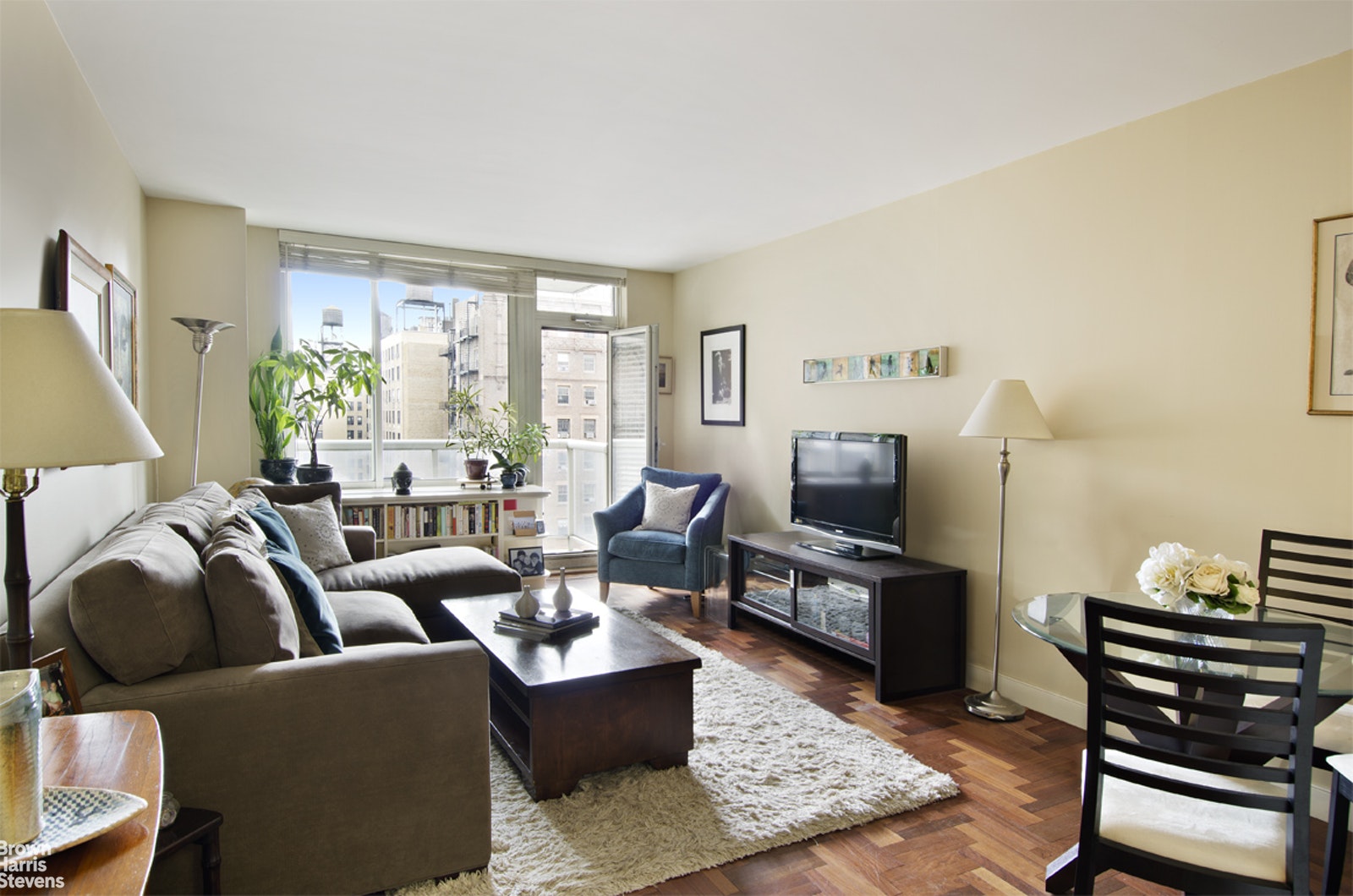 Photo 1 of 2373 Broadway 1131, Upper West Side, NYC, $980,000, Web #: 21692828
