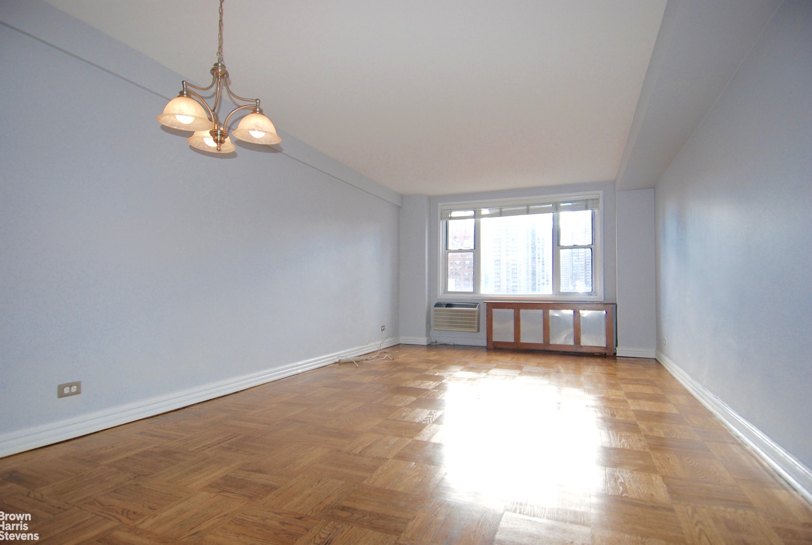 Photo 1 of 435 East 77th Street 10C, Upper East Side, NYC, $3,400, Web #: 21765838