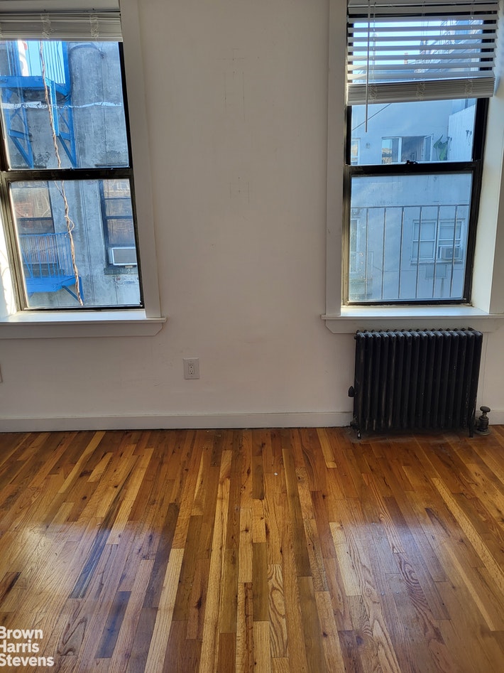 Photo 1 of 630 East 9th Street 20, East Village, NYC, $3,650, Web #: 21855350