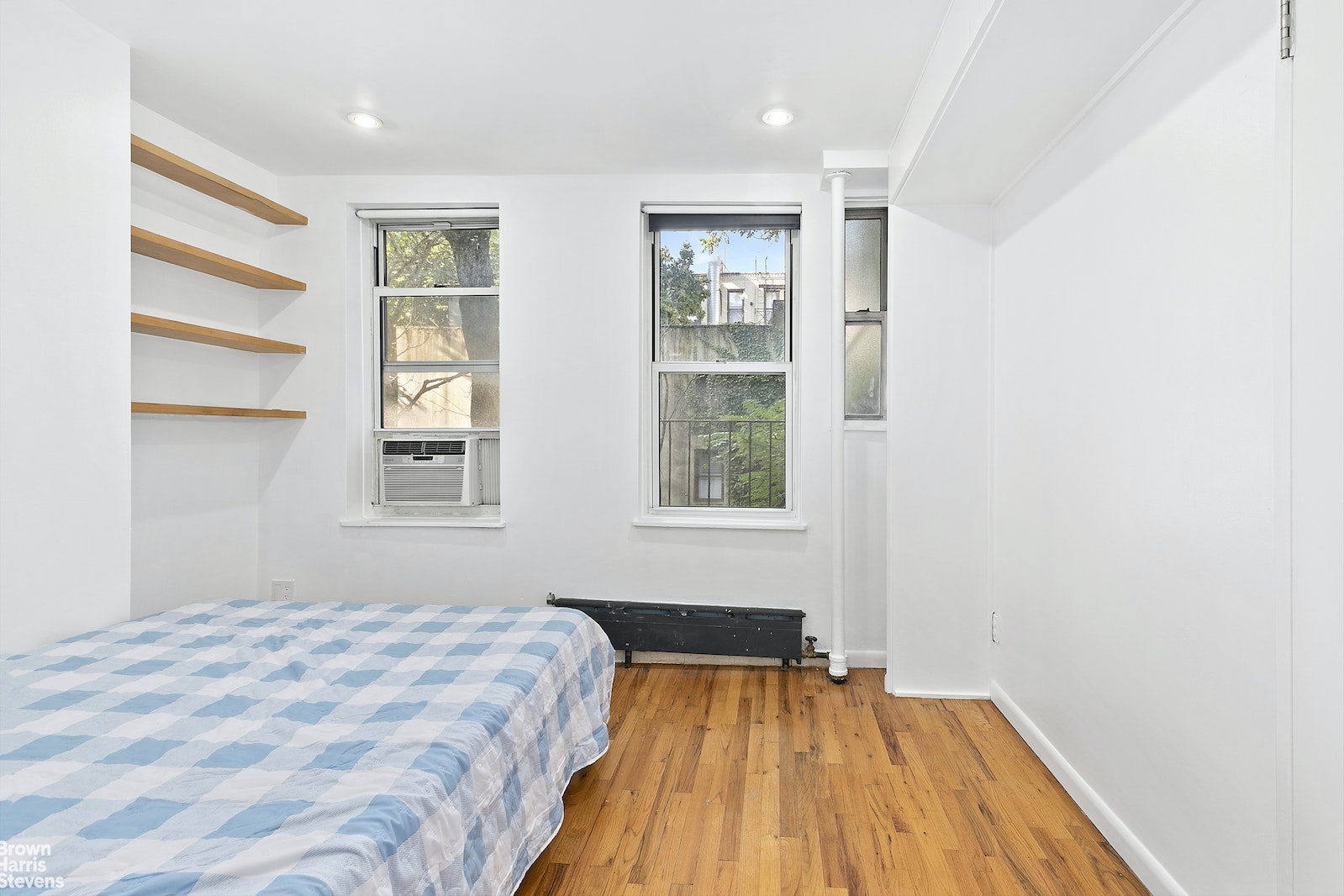 Photo 1 of 336 East 6th Street 3Re, East Village, NYC, $310,000, Web #: 21958330