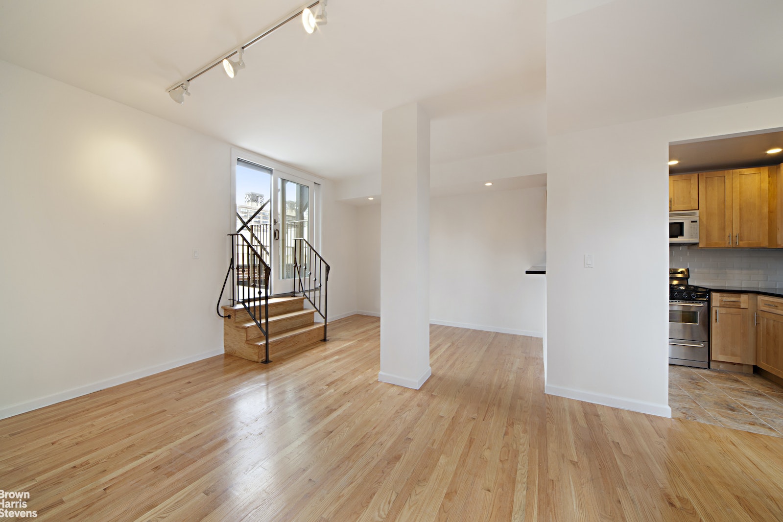 Photo 1 of 260 West 72nd Street Phb, Upper West Side, NYC, $4,350, Web #: 21969497