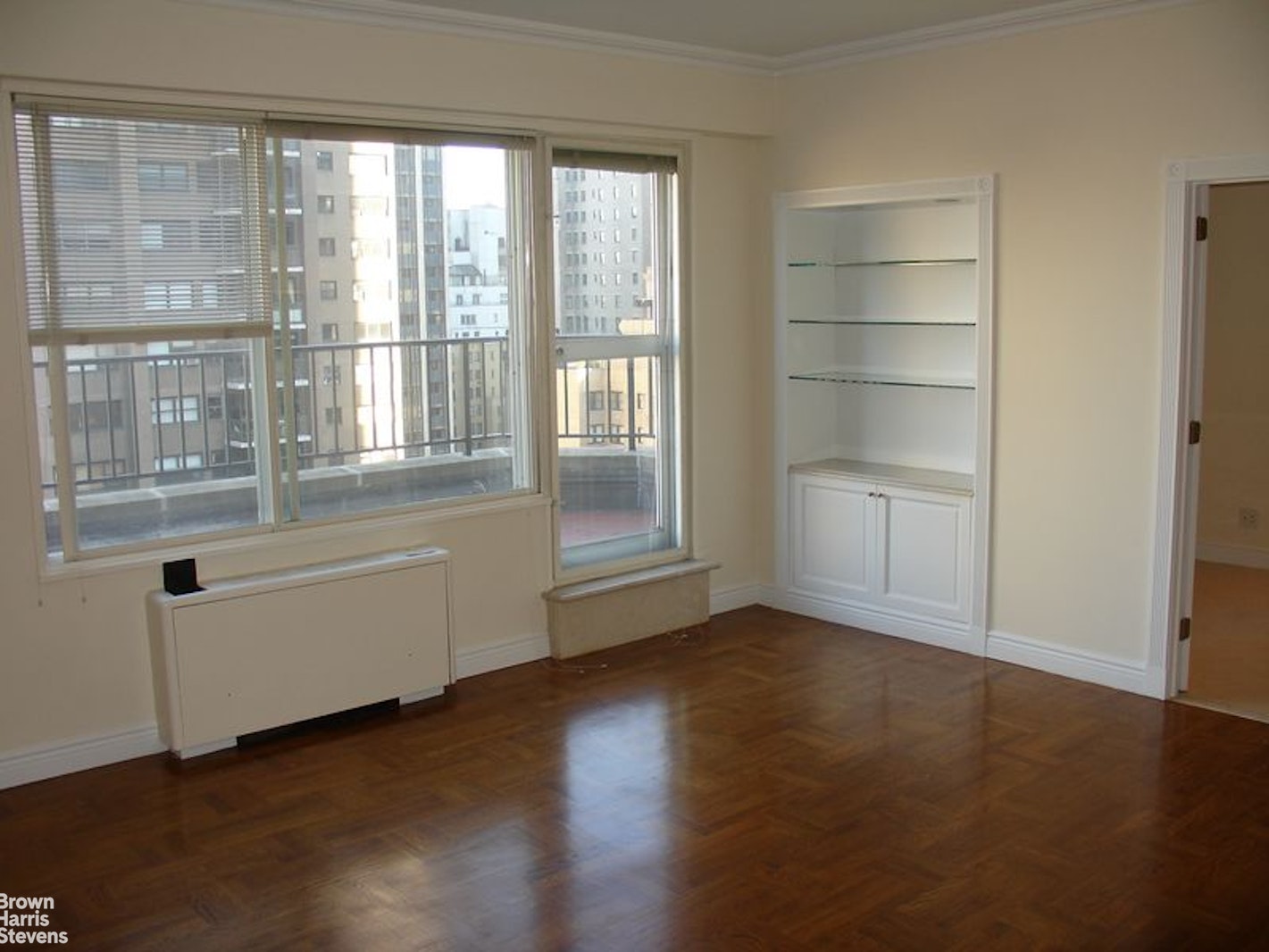 Photo 1 of 57th/5th Huge Terrace No Fee  , Midtown West, NYC, $4,750, Web #: 21980819