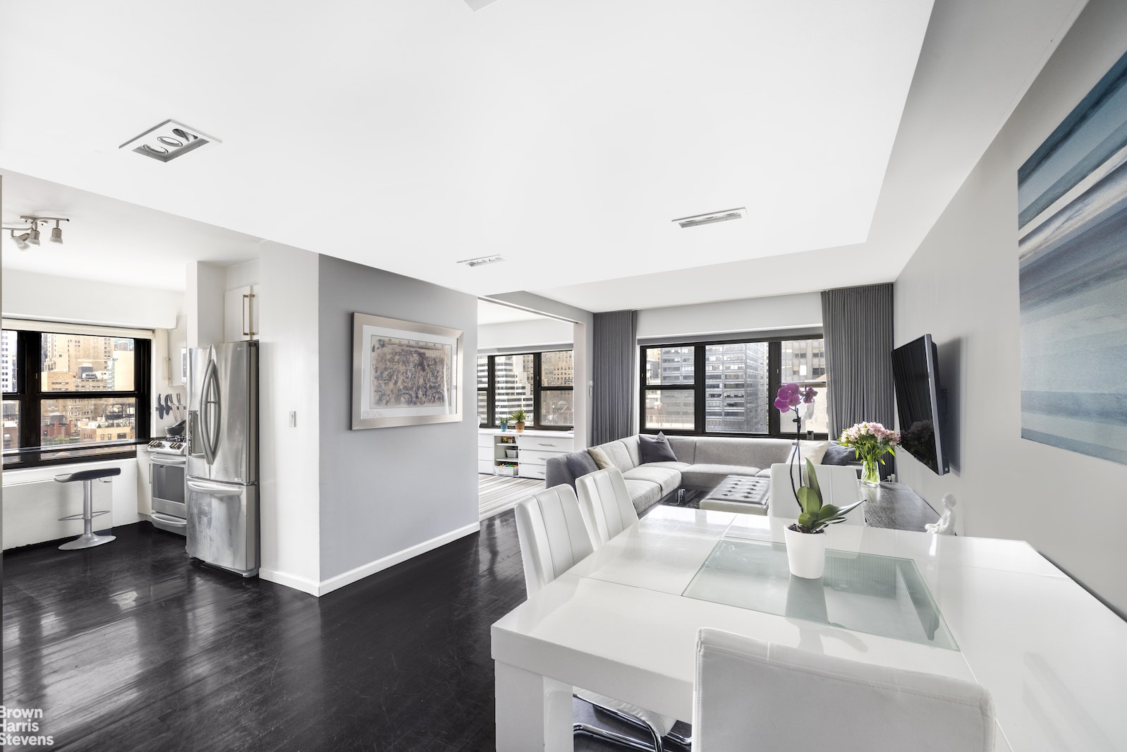 Photo 1 of 160 East 38th Street 23D, Midtown East, NYC, $1,175,000, Web #: 22028237