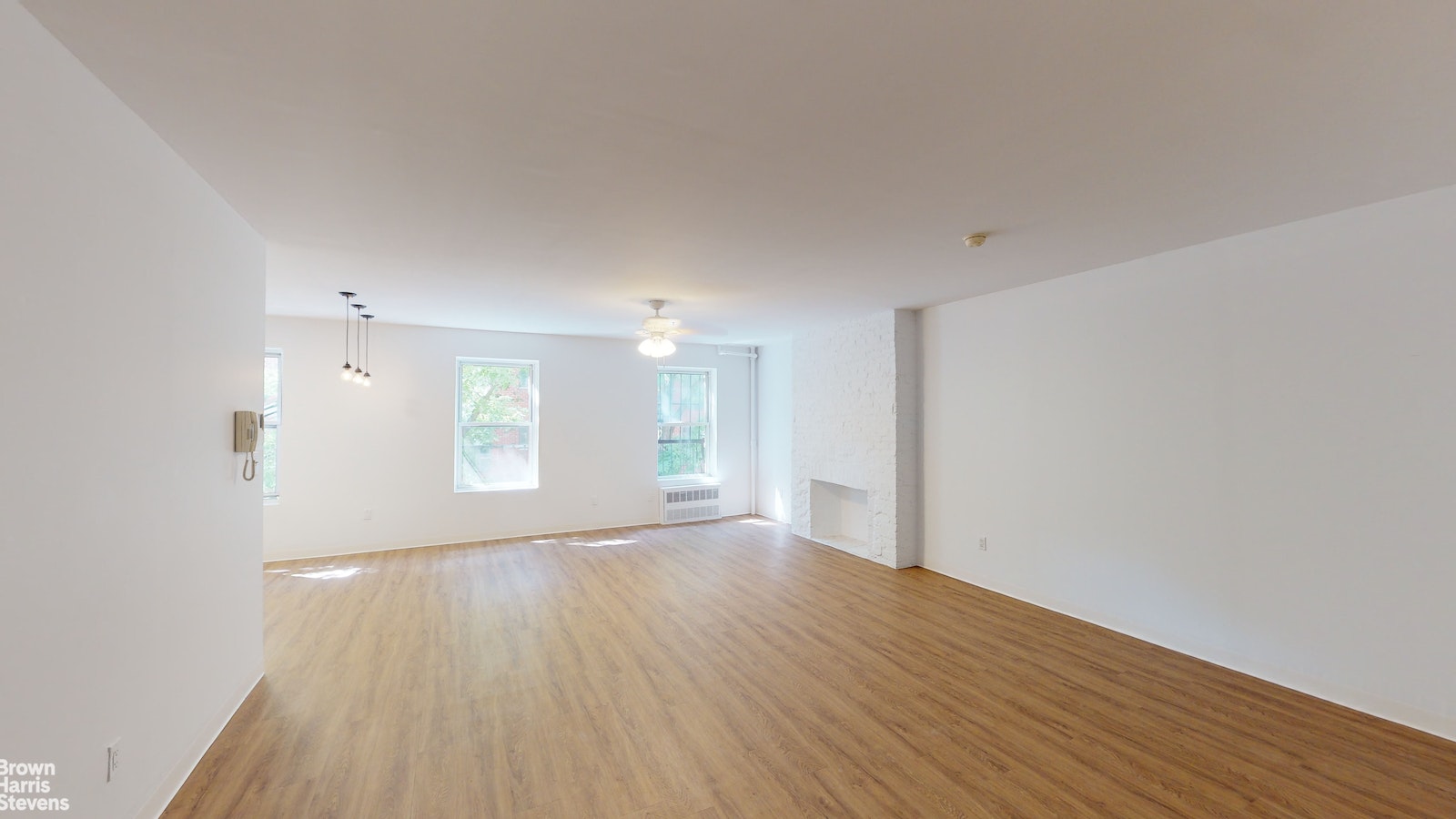 Photo 1 of 105 West 16th Street 2, Chelsea, NYC, $5,000, Web #: 22040075