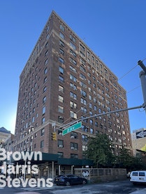 242 East 19th Street Office, Gramercy Park, NYC - 1 Bedrooms  
1 Bathrooms  
3 Rooms - 