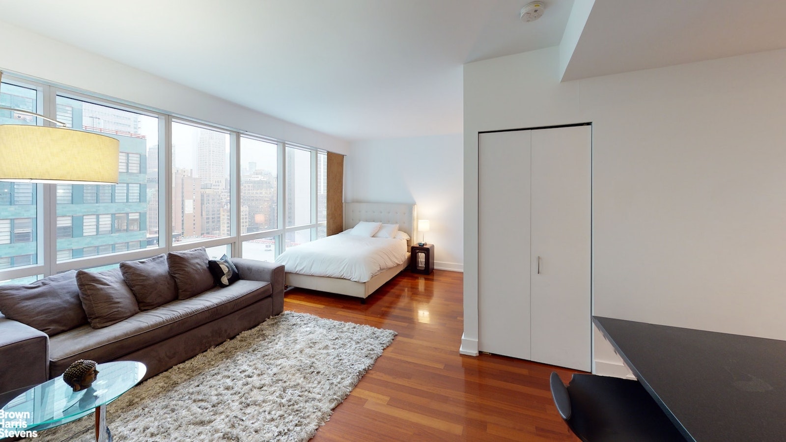 Photo 1 of 350 West 42nd Street 20I, Midtown West, NYC, $3,250, Web #: 22114846