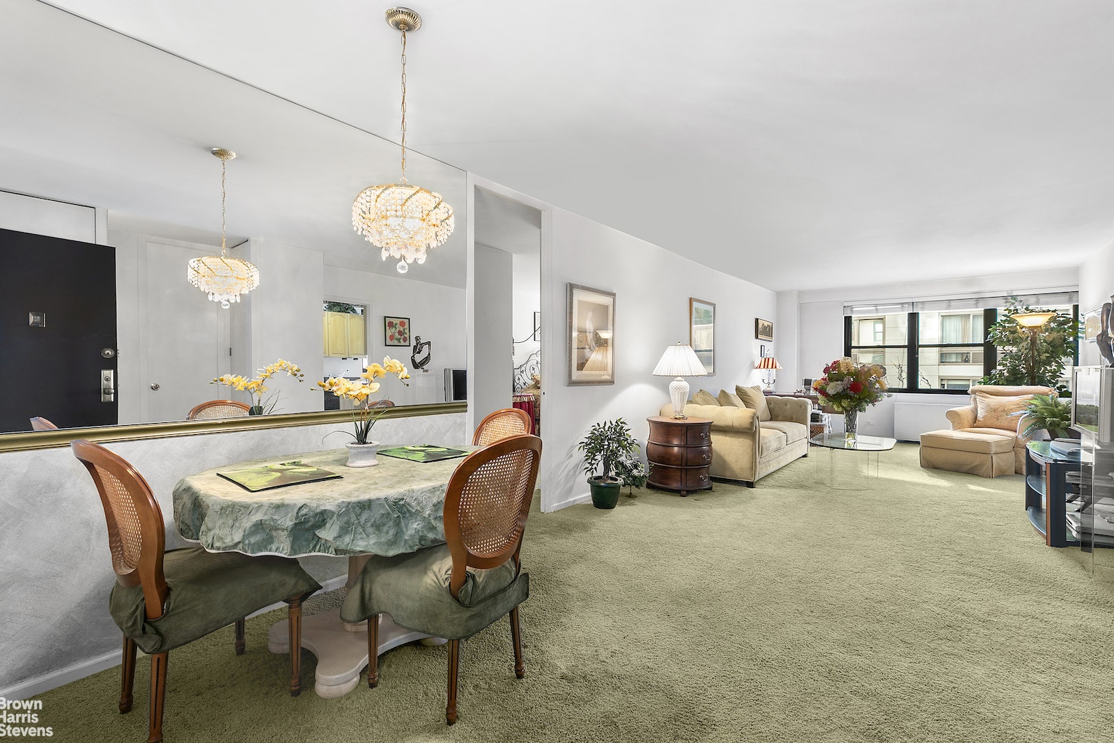Photo 1 of 245 East 25th Street 5F, Gramercy Park, NYC, $750,000, Web #: 22124113