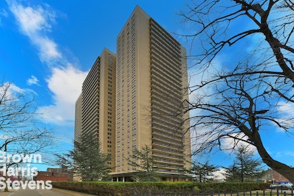 Property for Sale at 110-11 Queens Blvd 8F, Forest Hills, Queens, NY - Bedrooms: 1 
Bathrooms: 1 
Rooms: 3.5 - $425,000