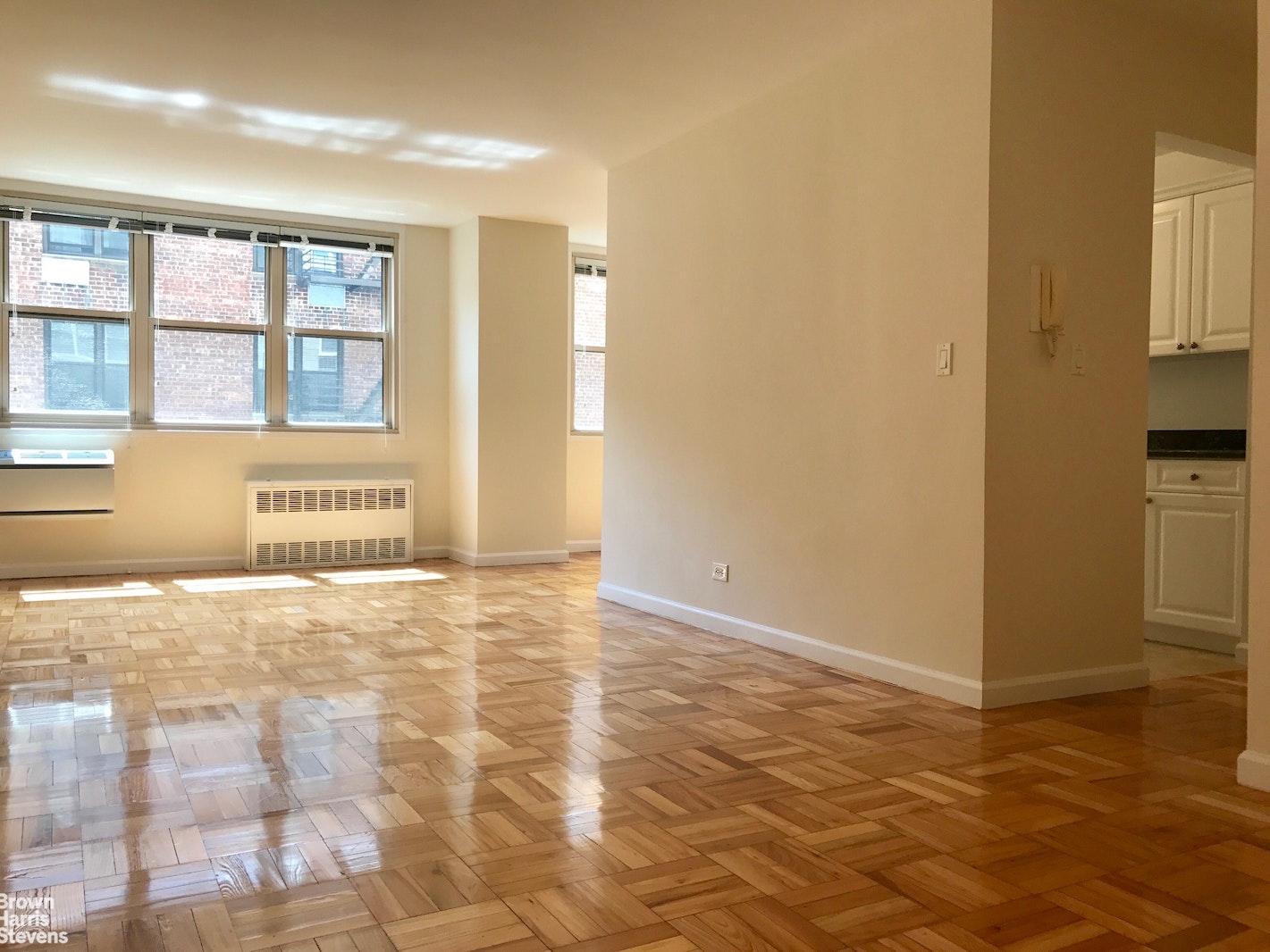 Photo 1 of 222 East 19th Street 4A, Gramercy Park, NYC, $4,395, Web #: 22243745