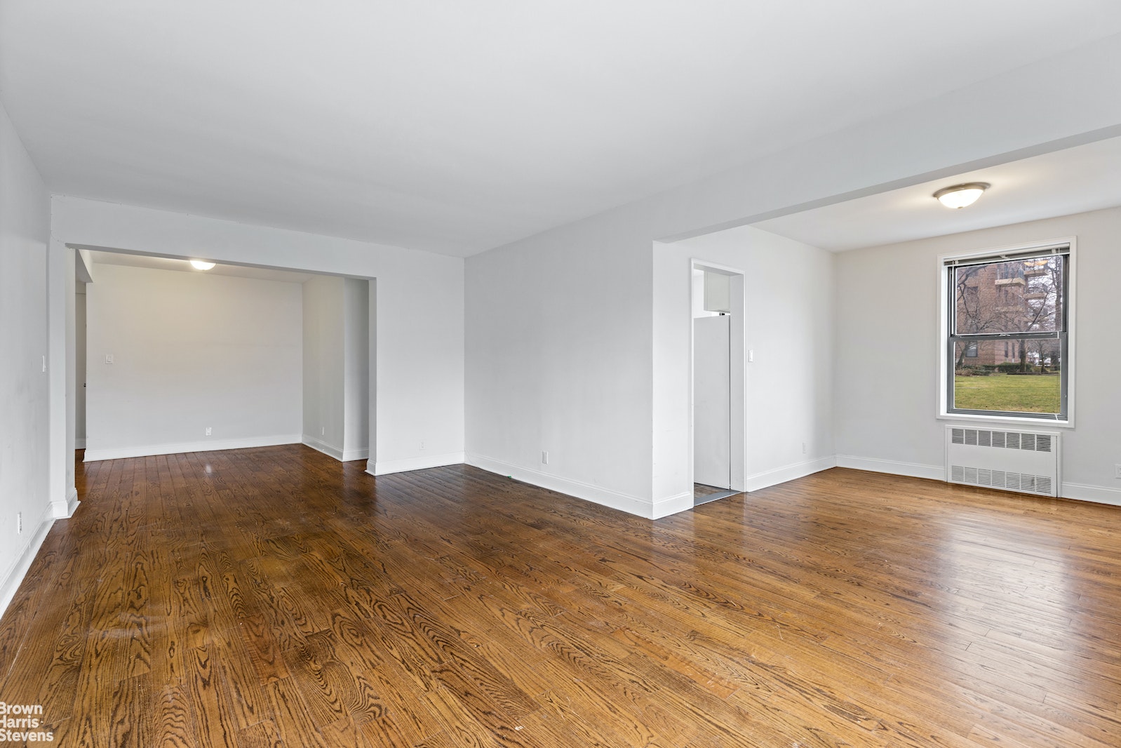 Photo 4 of 22626 Union Turnpike 1M, Oakland Gardens, Queens, NY