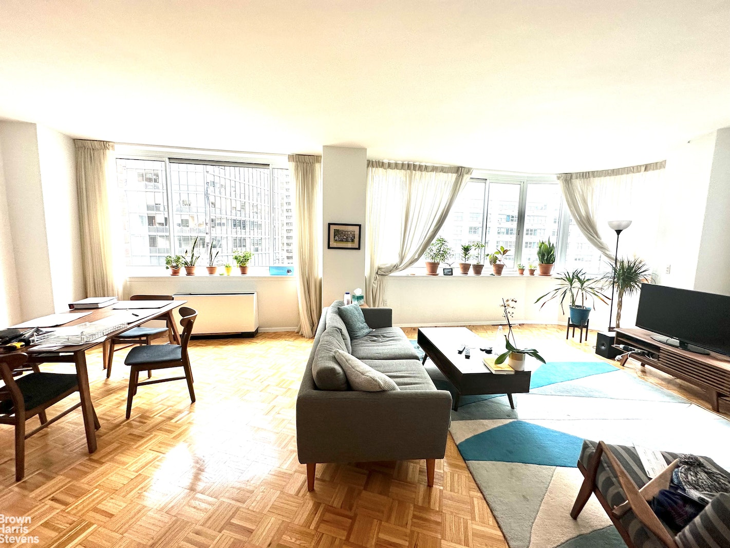 Photo 1 of 2000 Broadway 11G, Upper West Side, NYC, $1,475,000, Web #: 22321942