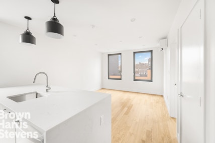 203 Richardson Street 4B, Williamsburg, Brooklyn, NY - 3 Bedrooms  
1 Bathrooms  
5 Rooms - 
