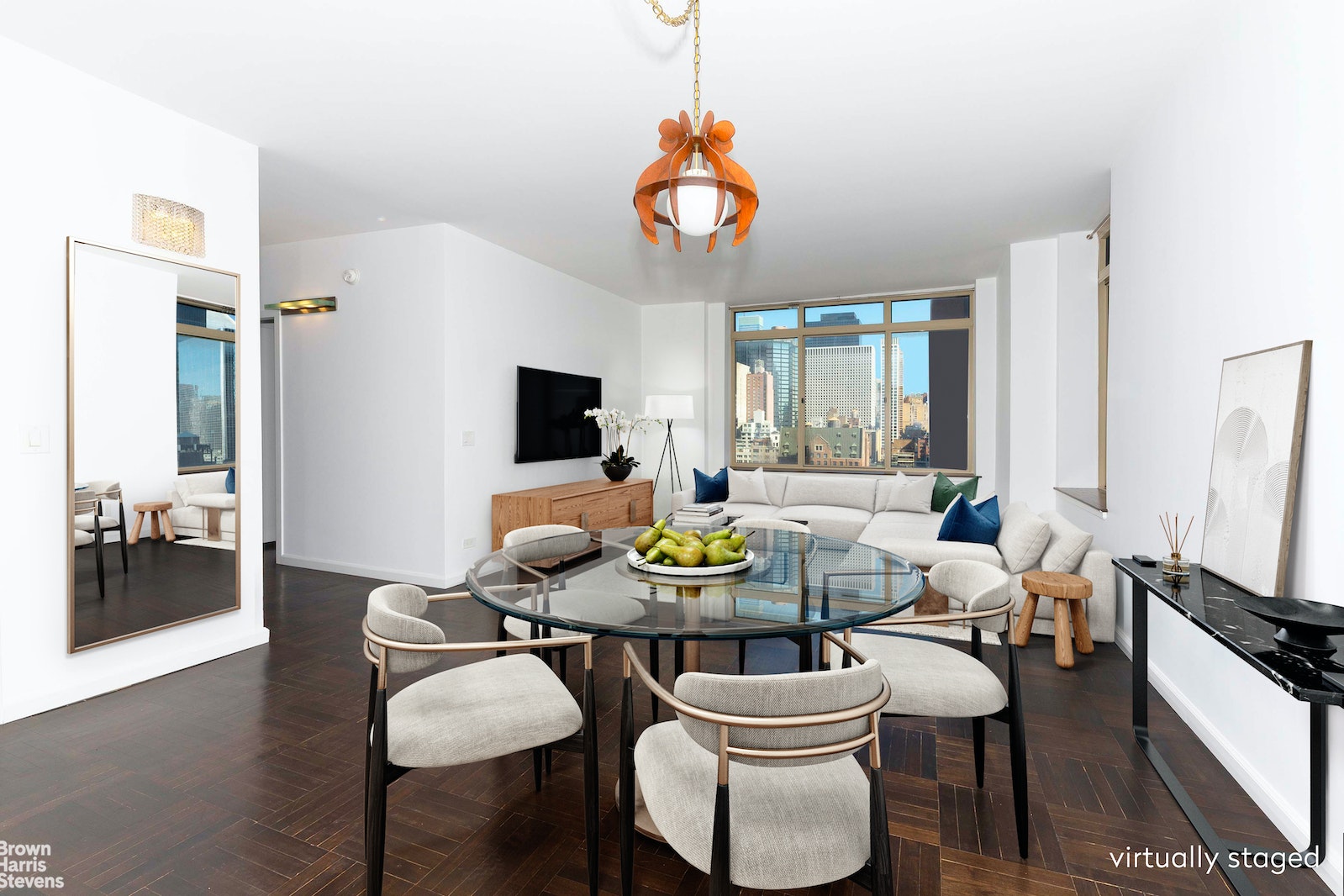 Photo 1 of 236 East 47th Street 12C, Midtown East, NYC, $4,950, Web #: 22356303