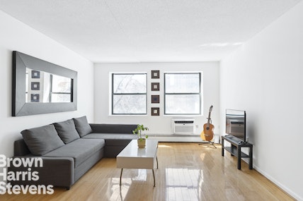 Comfort Plus, Upper Manhattan, NYC - 2 Bedrooms  1 Bathrooms  4 Rooms - 