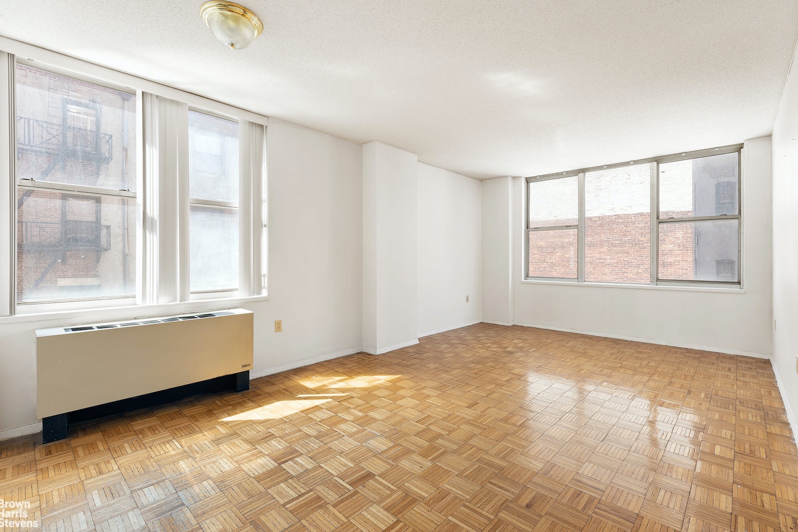 Photo 1 of 520 West 112th Street 5D, Upper West Side, NYC, $435,000, Web #: 22410211
