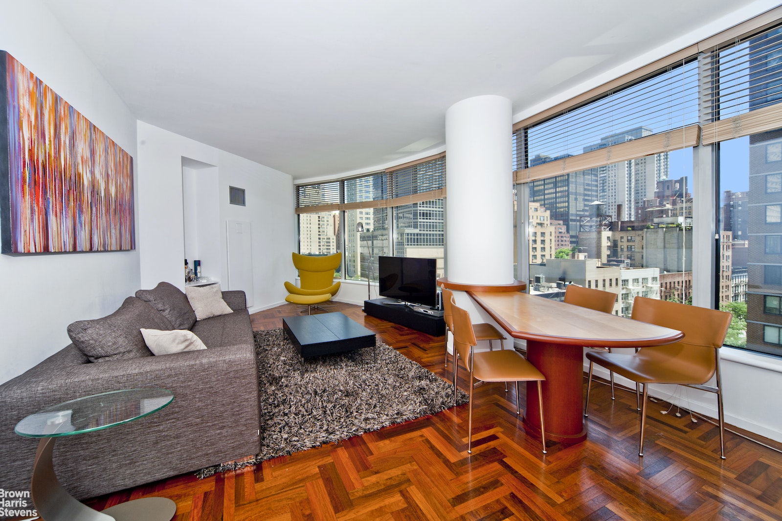 Photo 1 of 250 East 54th Street 8D, Midtown East, NYC, $970,000, Web #: 22410950