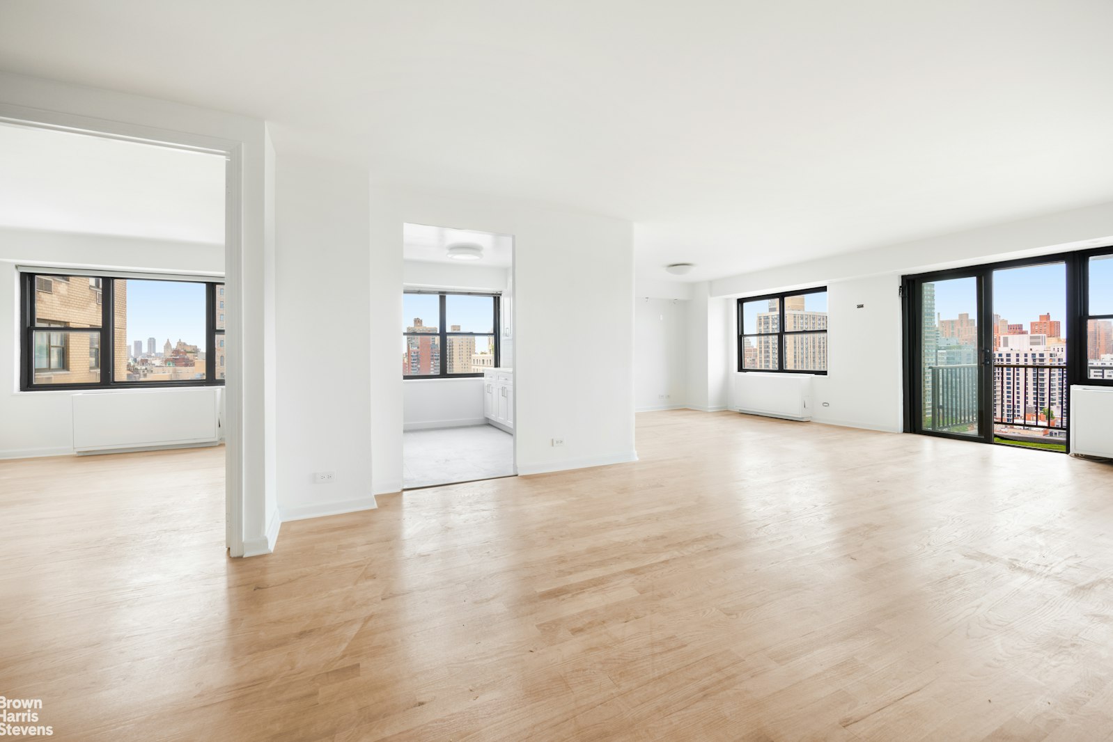 Photo 1 of 345 East 80th Street 26Ab, Upper East Side, NYC, $9,000, Web #: 22424648