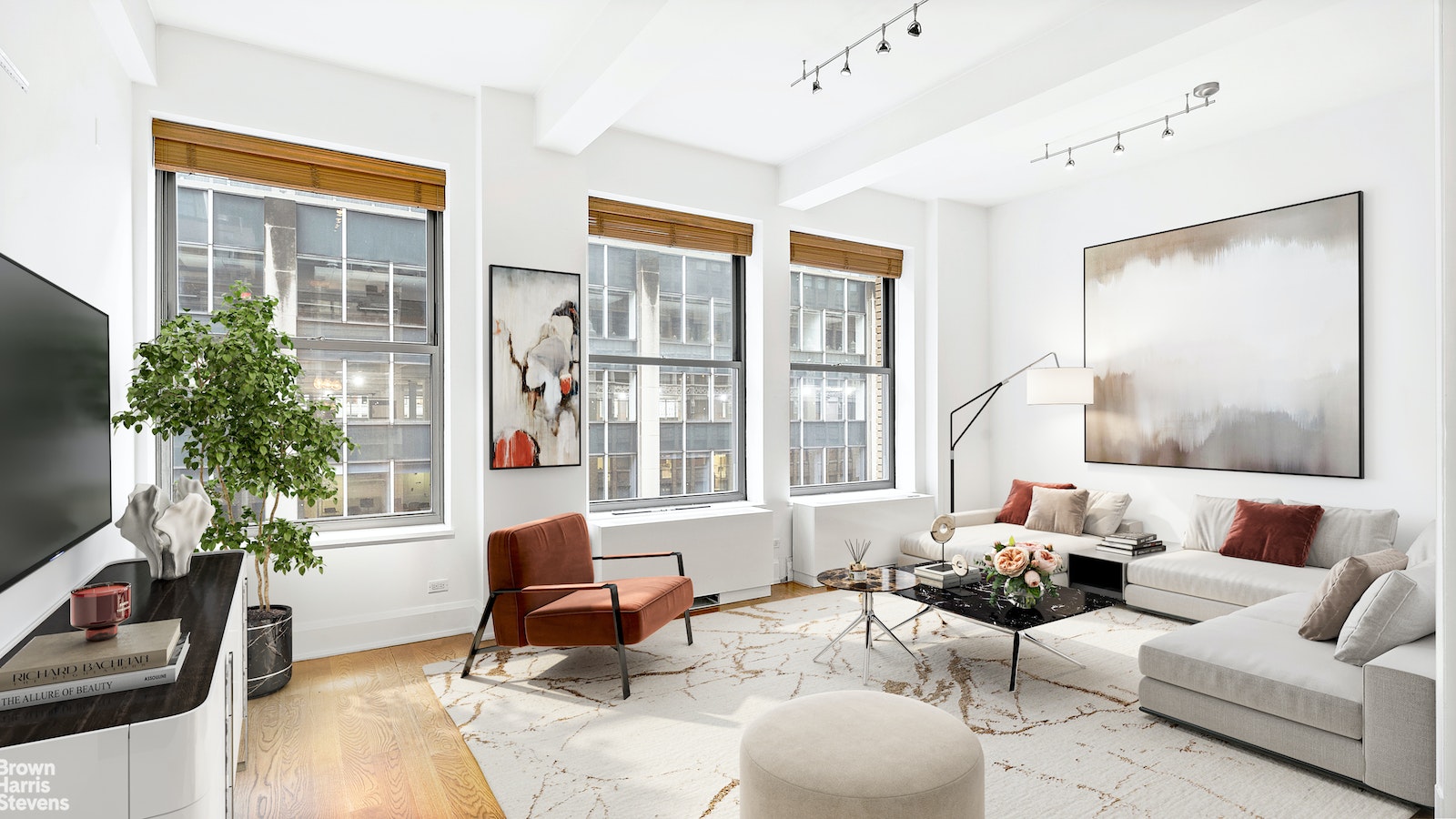 Photo 1 of 31 East 28th Street 11W, Midtown East, NYC, $9,500, Web #: 22449568