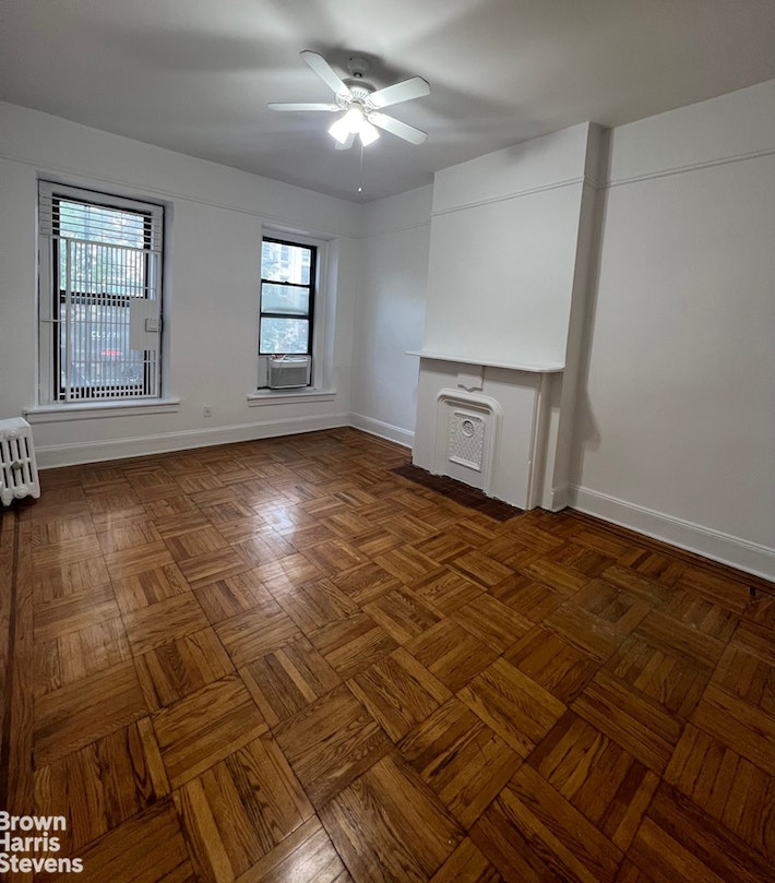 Photo 1 of 1629 Second Avenue 2S, Upper East Side, NYC, $3,000, Web #: 22460609