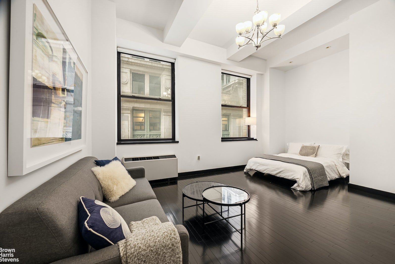 Photo 1 of 20 Pine Street 709, Financial District, NYC, $690,000, Web #: 22462117