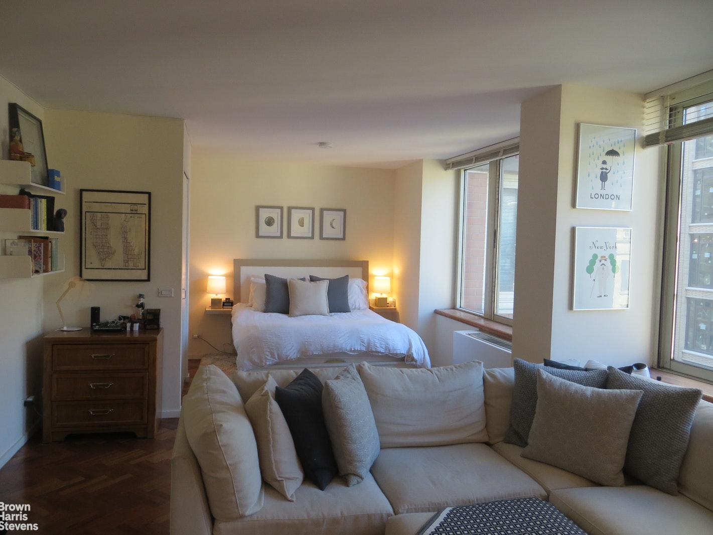 Photo 1 of 2373 Broadway 725, Upper West Side, NYC, $3,200, Web #: 22522551