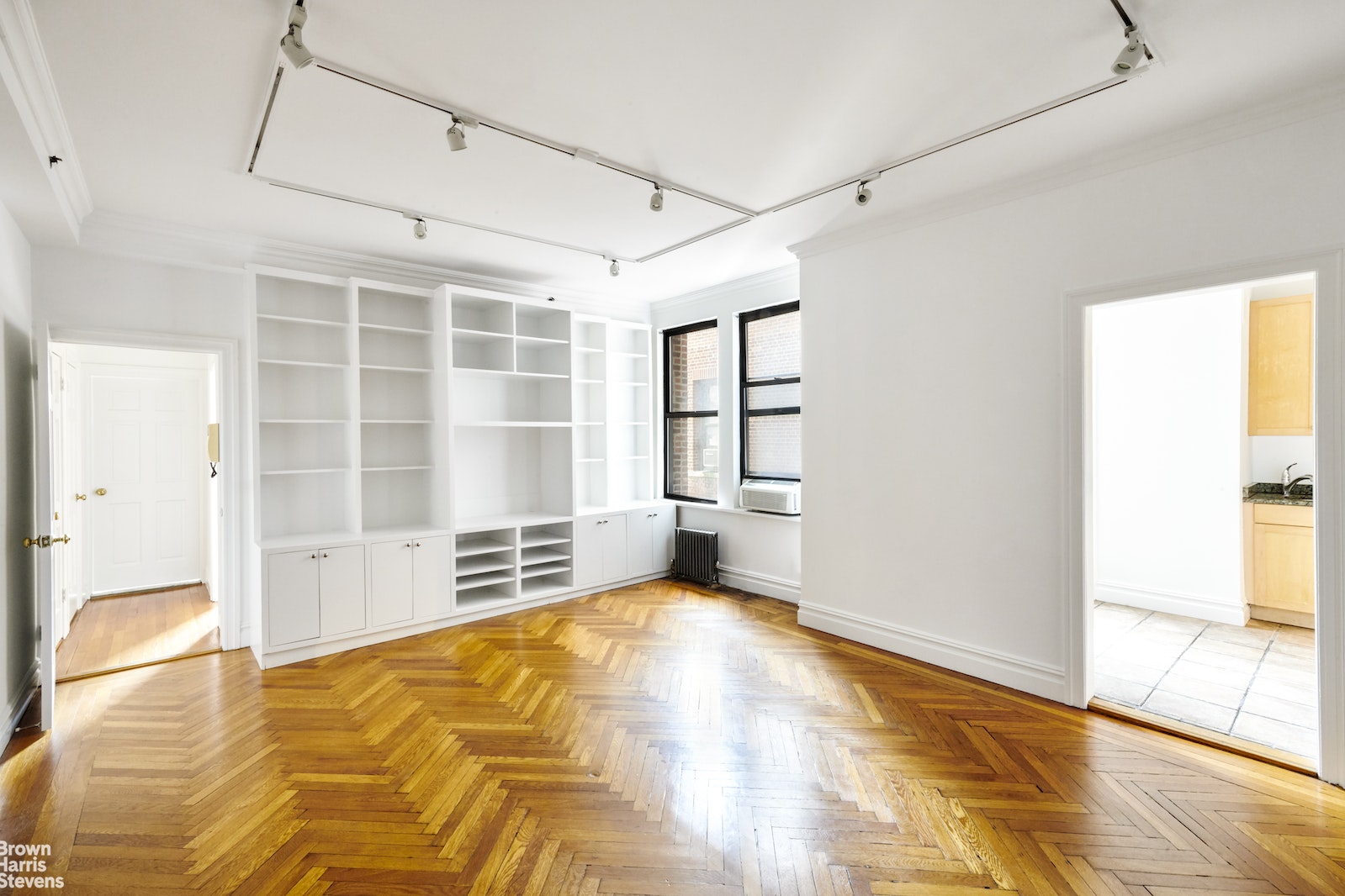 Photo 1 of 203 West 90th Street 6F, Upper West Side, NYC, $5,000, Web #: 22567054