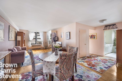 330 East 80th Street 4A, Upper East Side, NYC - 1 Bedrooms  
1 Bathrooms  
3 Rooms - 