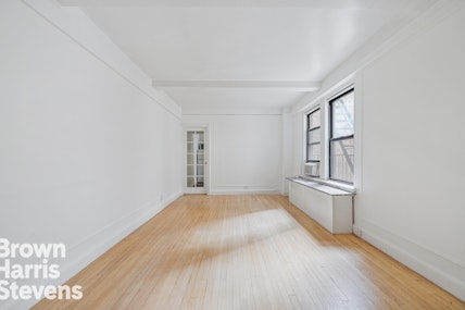 Property for Sale at 321 East 54th Street 4E, Midtown East, NYC - Bathrooms: 1 
Rooms: 2  - $329,000