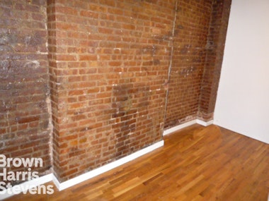 Rental Property at 630 East 9th Street 20, East Village, NYC - Bedrooms: 2 
Bathrooms: 1 
Rooms: 4  - $3,750 MO.