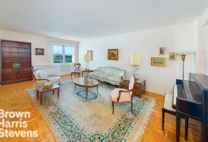 45 Sutton Place South 14G, Midtown East, NYC - 1 Bedrooms  
1.5 Bathrooms  
3 Rooms - 