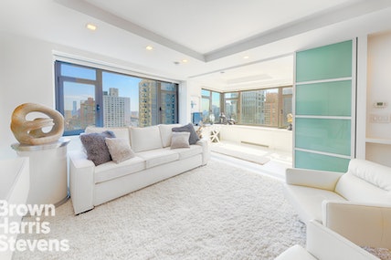 Property for Sale at 160 East 65th Street 26B, Upper East Side, NYC - Bedrooms: 1 
Bathrooms: 1.5 
Rooms: 3.5 - $1,459,000